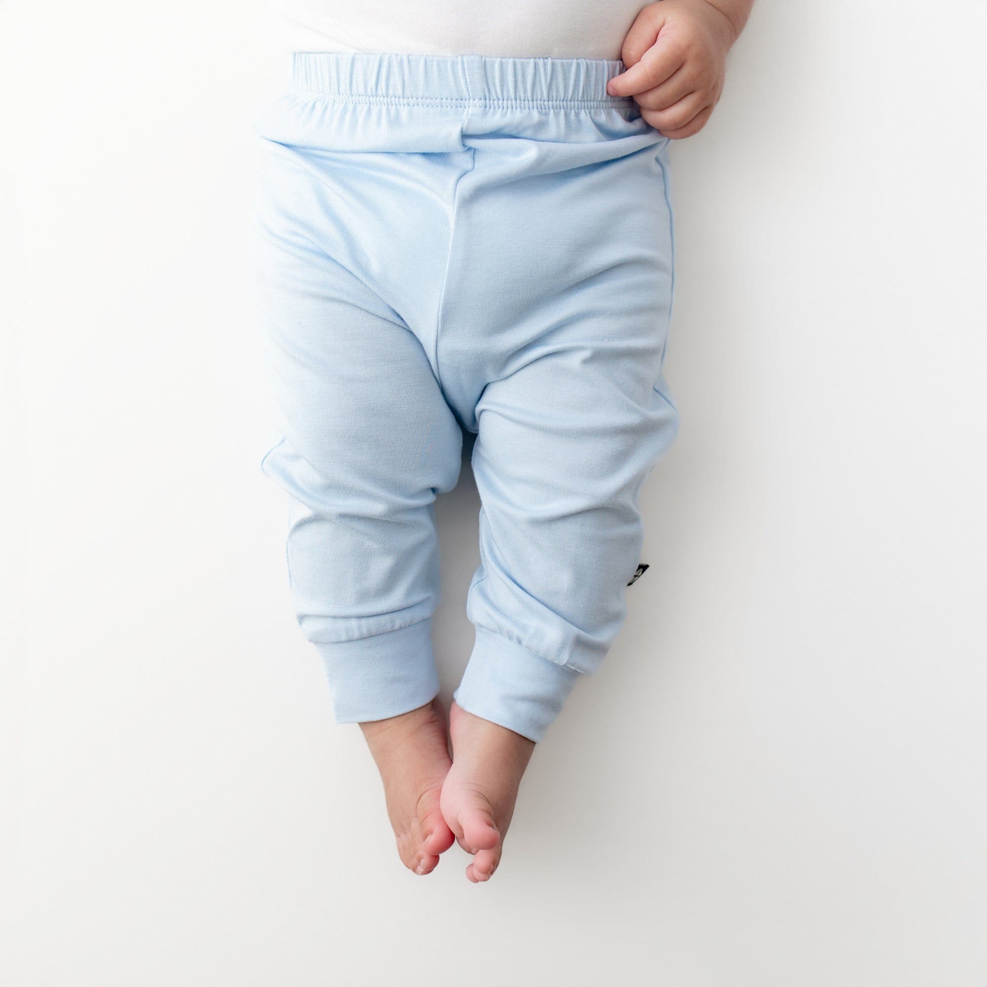 Breeze_Pants_01.
